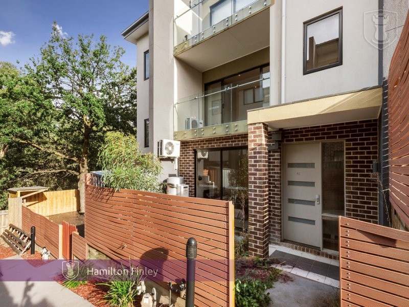 12/19-23 Hughes Street, Burwood VIC 3125