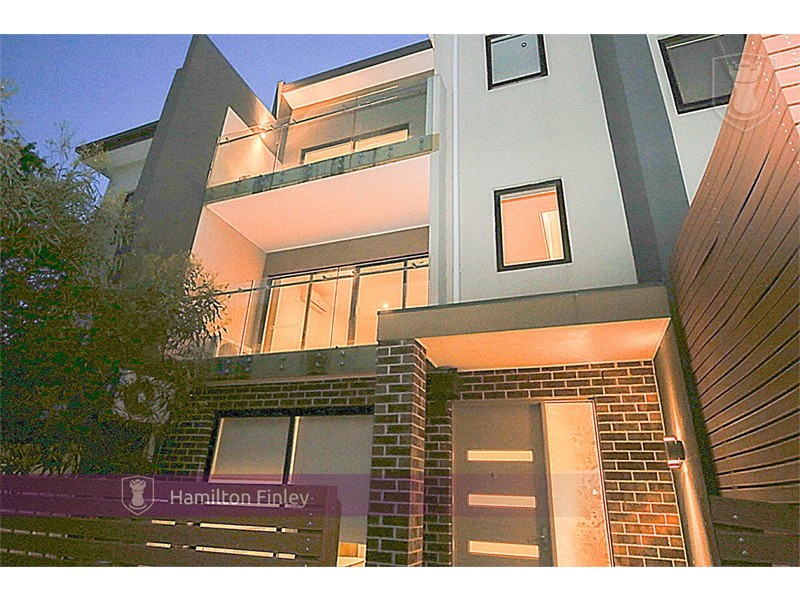 12/19-23 Hughes Street, Burwood VIC 3125