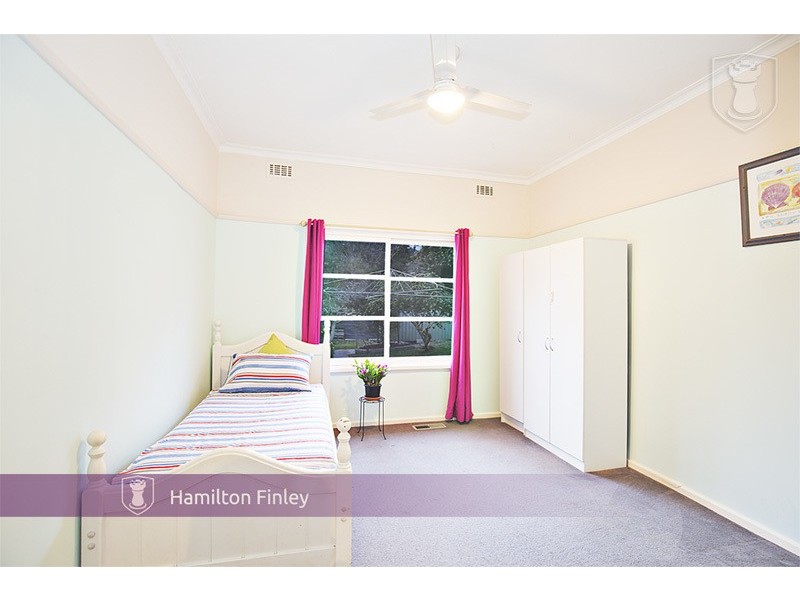 5 Glass Road, Upper Ferntree Gully VIC 3156