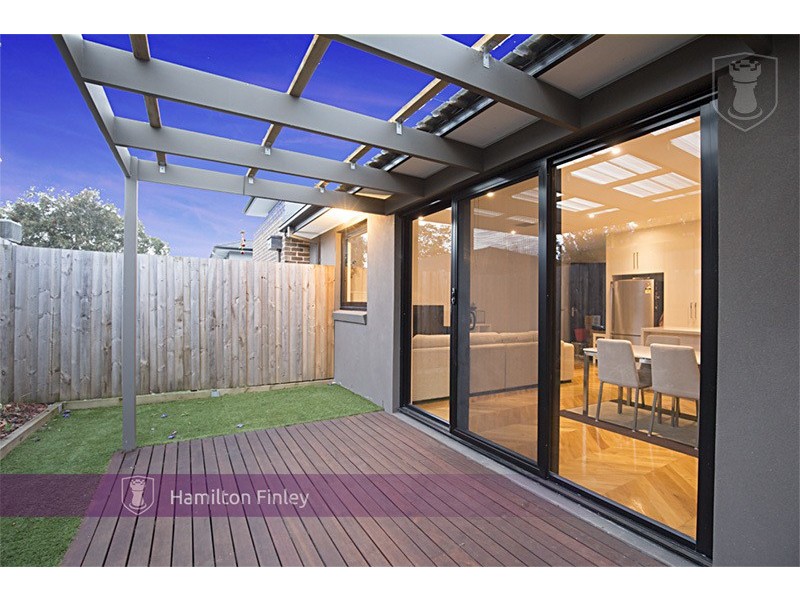 3/14 Farleigh Avenue, Burwood VIC 3125