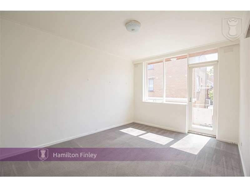 4/31 Avoca Avenue, Elwood VIC 3184