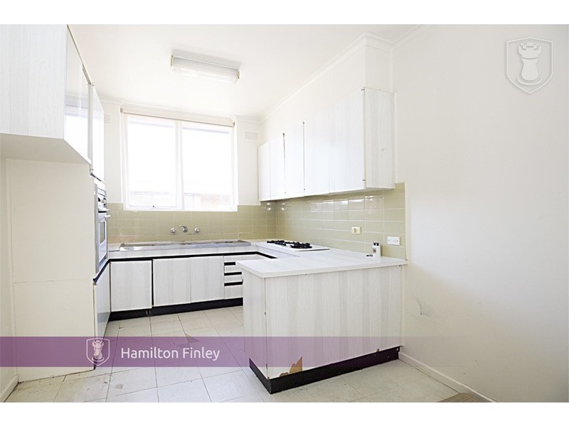 4/31 Avoca Avenue, Elwood VIC 3184