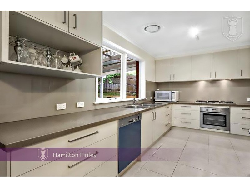 45 Koolkuna Avenue, Doncaster VIC 3108