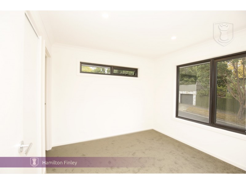 11 Milton Crescent, Box Hill South VIC 3128