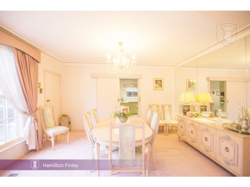 1 Sunburst Avenue, Balwyn North VIC 3104