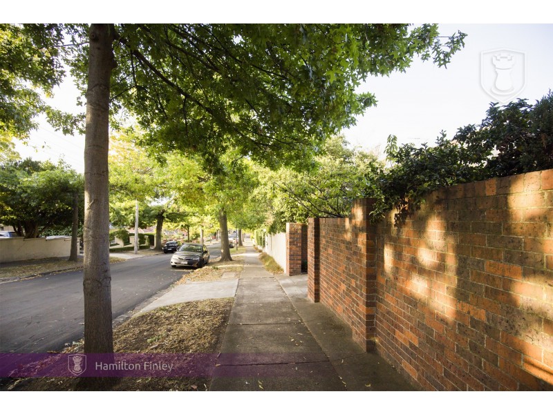 1 Sunburst Avenue, Balwyn North VIC 3104