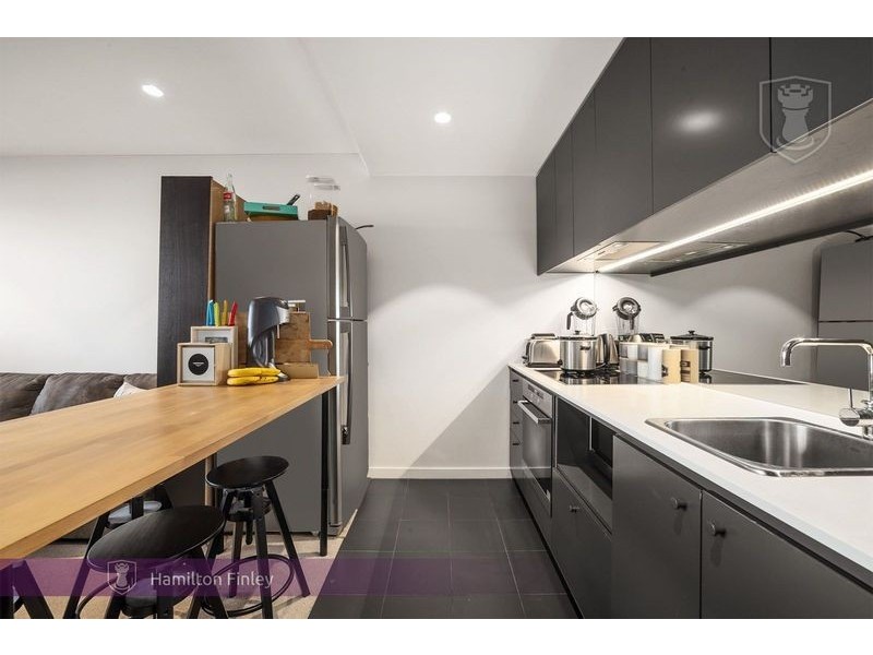 202/5 Kennedy Avenue, Richmond VIC 3121