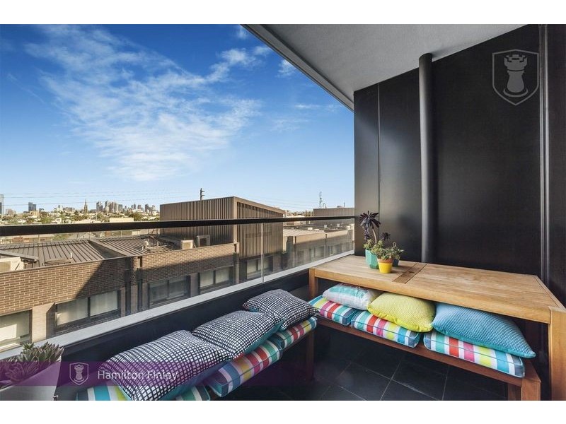 202/5 Kennedy Avenue, Richmond VIC 3121