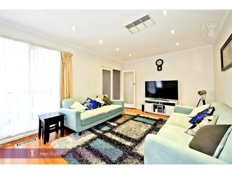 12 Maroondah Road, Ashwood VIC 3147