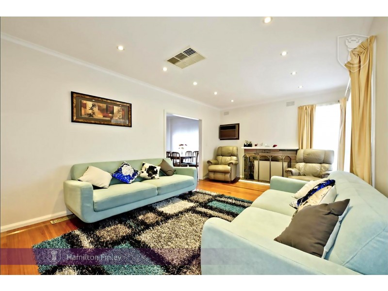 12 Maroondah Road, Ashwood VIC 3147