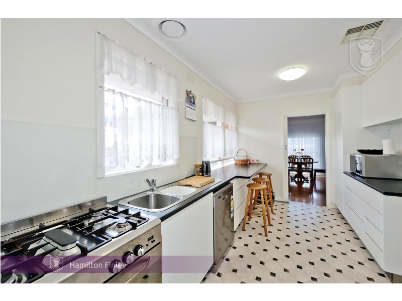 12 Maroondah Road, Ashwood VIC 3147