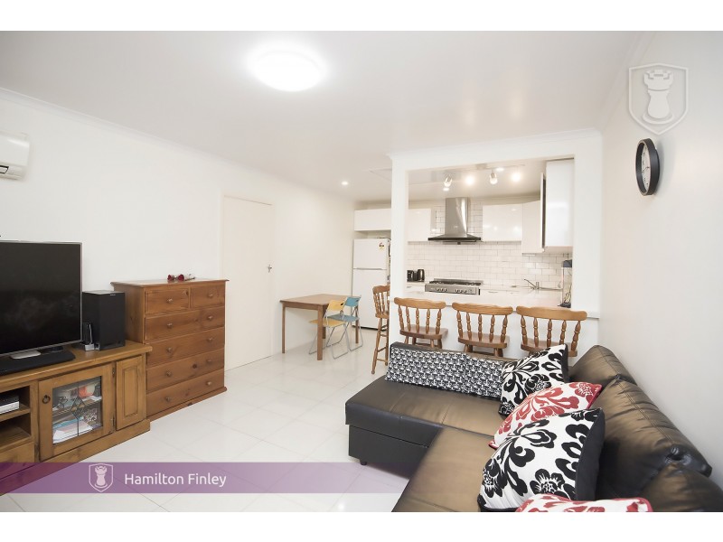 2/49 Elgar Road, Burwood VIC 3125