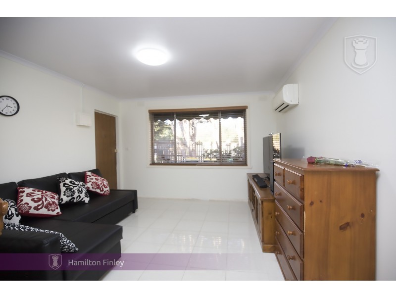 2/49 Elgar Road, Burwood VIC 3125