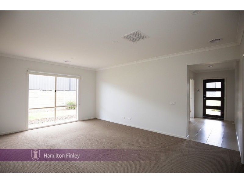 17 Plough Street, Mernda VIC 3754