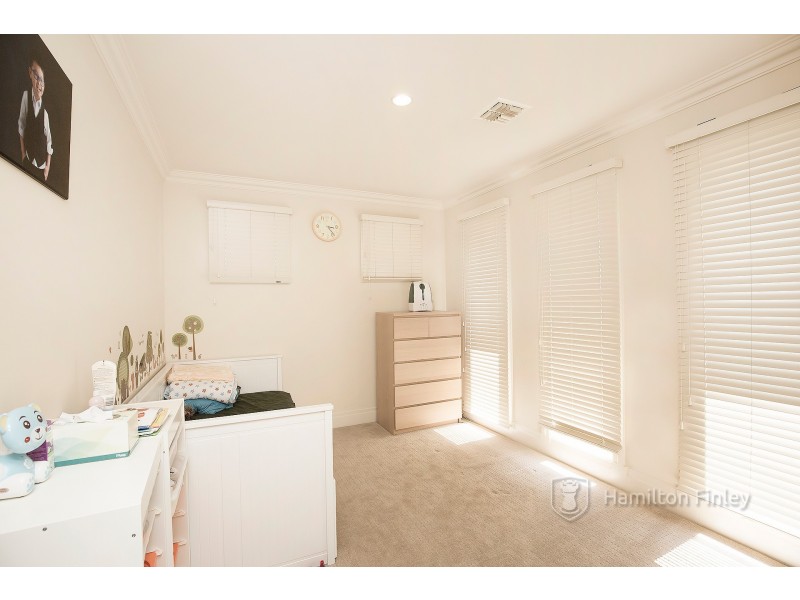 1/8-10 Malcolm Crescent, Doncaster VIC 3108