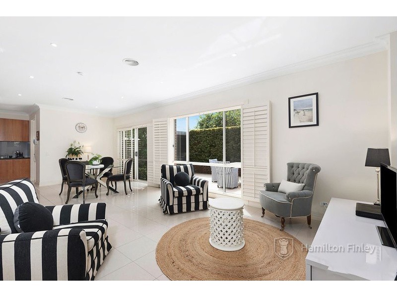 1/3 Iramoo Street, Balwyn VIC 3103
