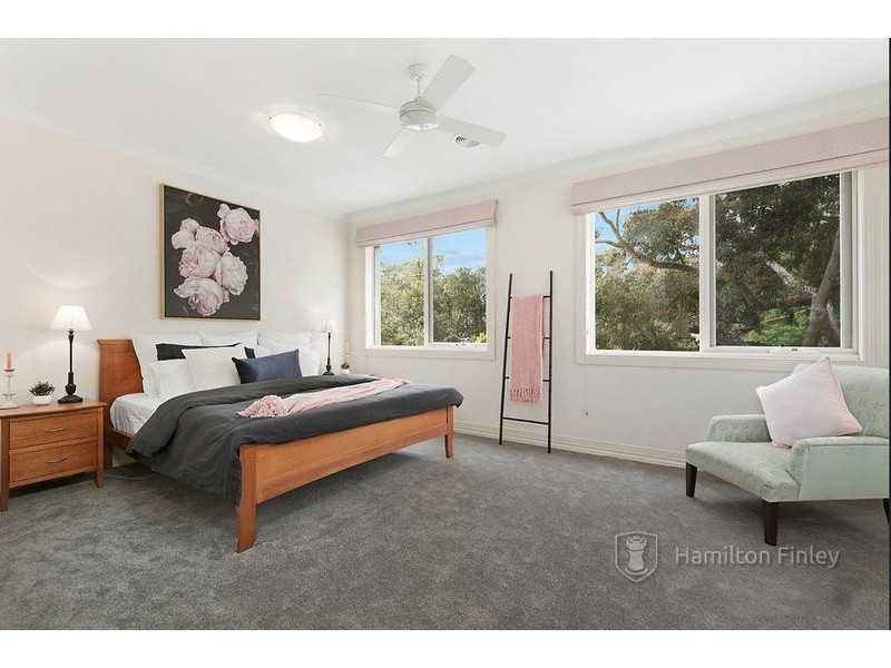 1/3 Iramoo Street, Balwyn VIC 3103