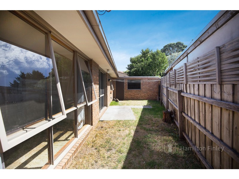1/6 Chatterley Court, Frankston VIC 3199