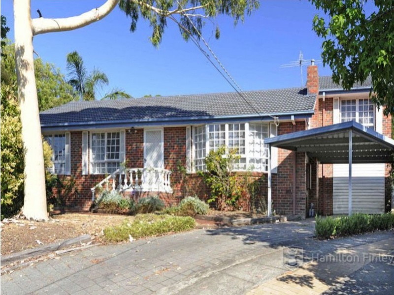 18 Leonard Crescent, Bundoora VIC 3083