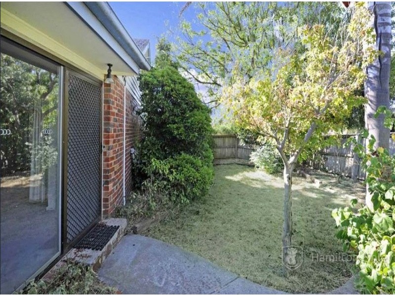 18 Leonard Crescent, Bundoora VIC 3083