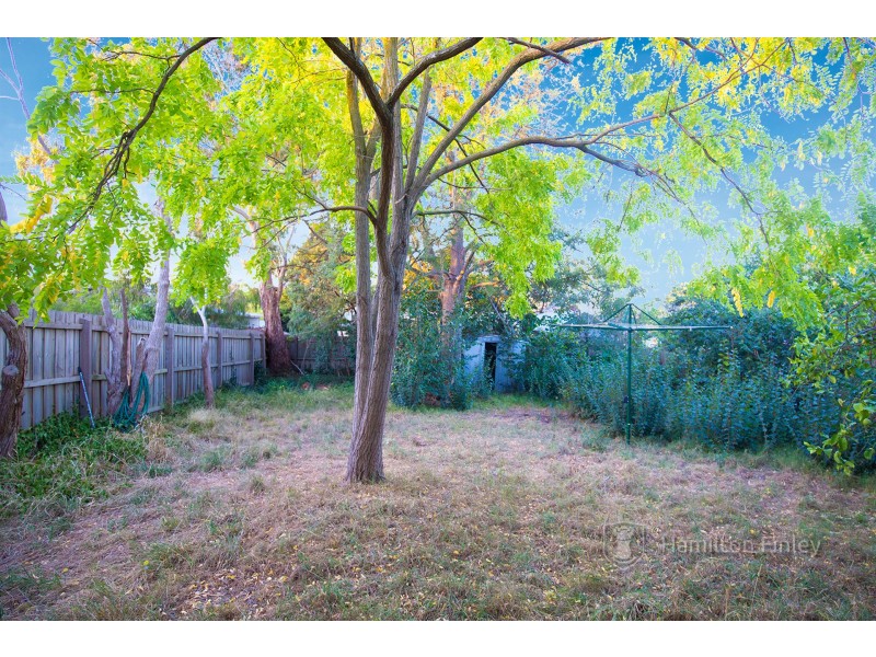 10 Inverness Avenue, Burwood VIC 3125