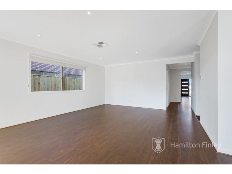 83 Bensonhurst Parade, Point Cook VIC 3030