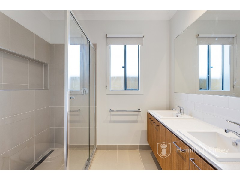 83 Bensonhurst Parade, Point Cook VIC 3030