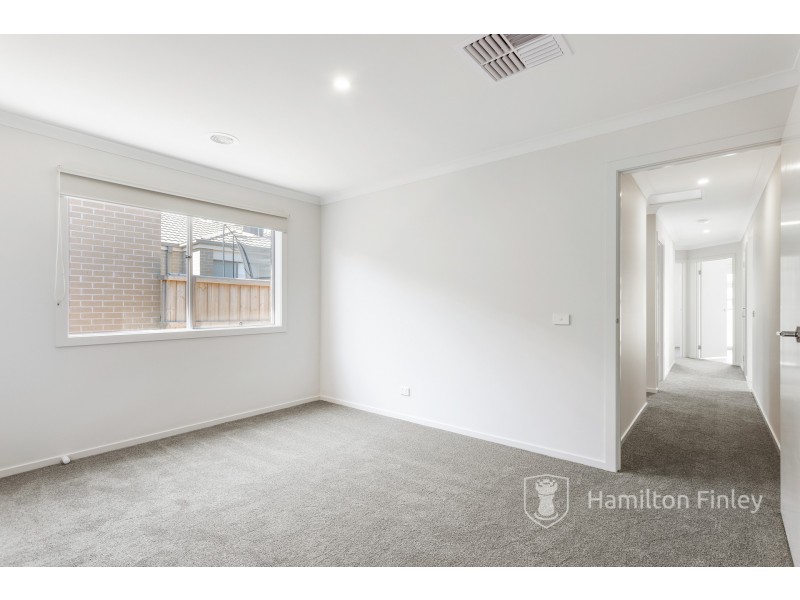 2 Crooked Street, Wollert VIC 3750