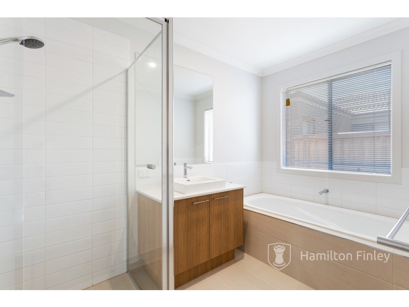 2 Crooked Street, Wollert VIC 3750