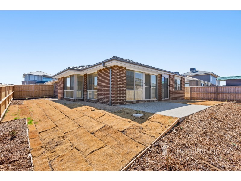 2 Crooked Street, Wollert VIC 3750