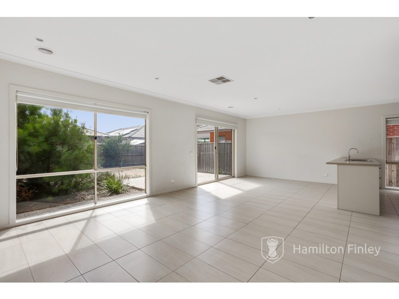 9 Weston Street, Keysborough VIC 3173