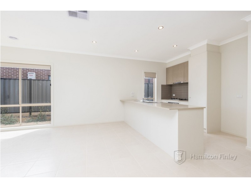 31 Sustainable Drive, Craigieburn VIC 3064