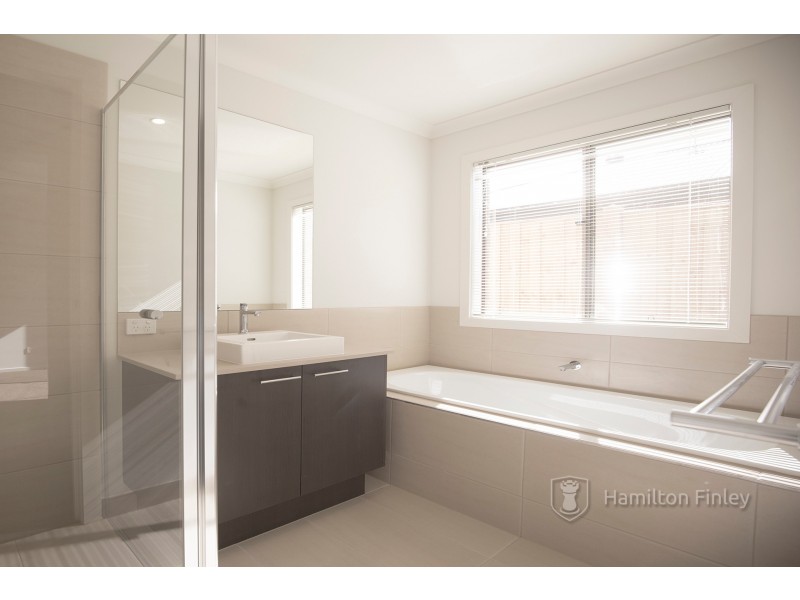 25 Cheyne Street, Werribee VIC 3030