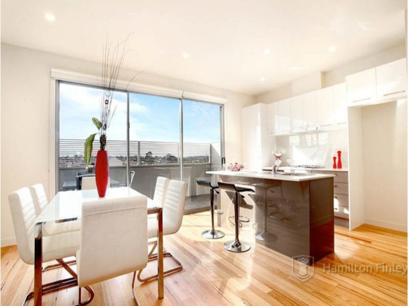 2/93 Albert Street, Preston VIC 3072