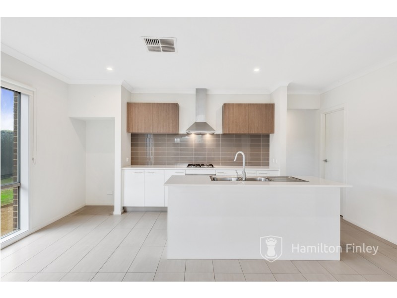 22 Reynolds Circuit, Mernda VIC 3754