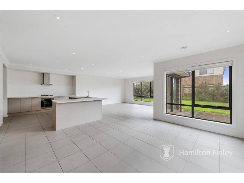 35 Starboard Way, Werribee South VIC 3030