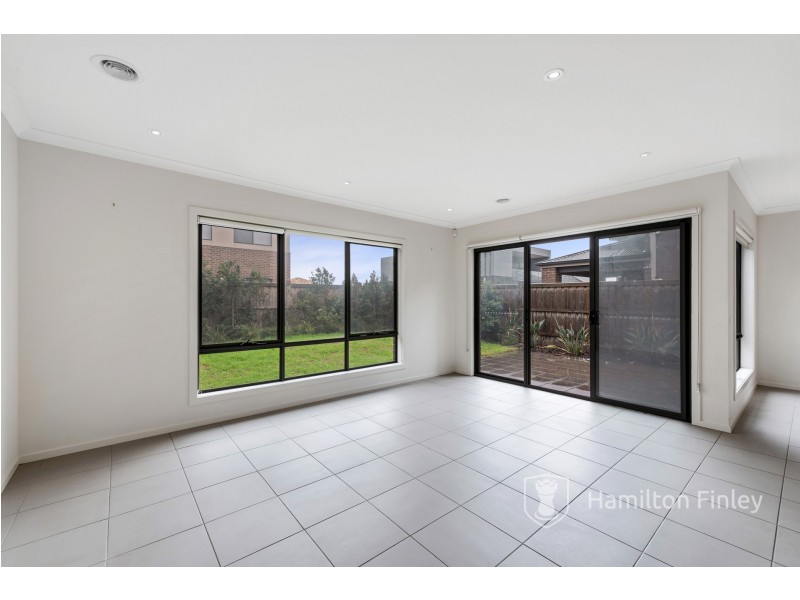 35 Starboard Way, Werribee South VIC 3030