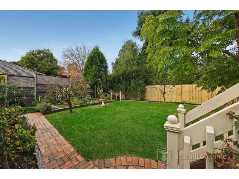 25 Caringal Avenue, Doncaster VIC 3108