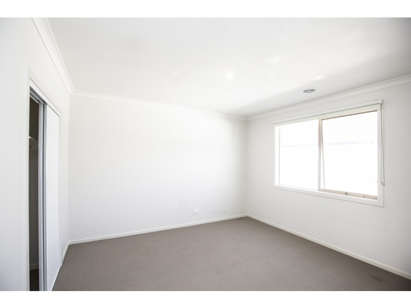 5 Eastbury Street, Keysborough VIC 3173