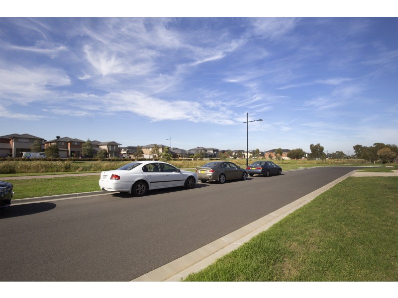 5 Eastbury Street, Keysborough VIC 3173