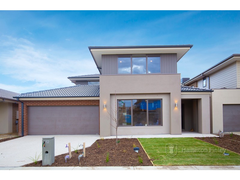 12 Yellowbox Drive, Keysborough VIC 3173