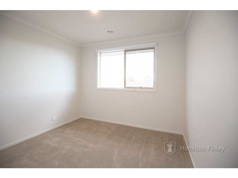 12 Yellowbox Drive, Keysborough VIC 3173