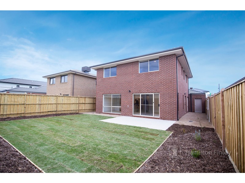 12 Yellowbox Drive, Keysborough VIC 3173