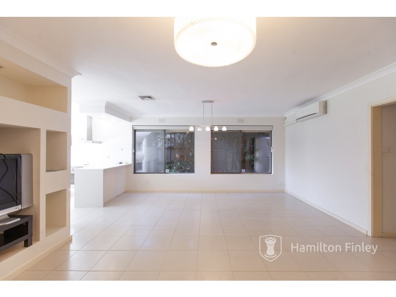 9 Hillingdon Crescent, Doncaster VIC 3108