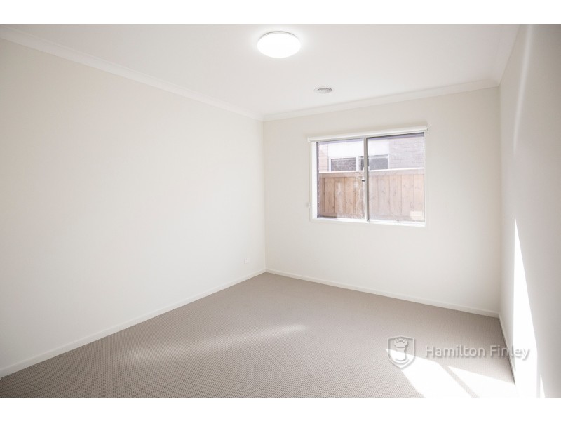 2 Jean Street, Point Cook VIC 3030