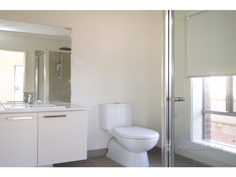 2 Jean Street, Point Cook VIC 3030