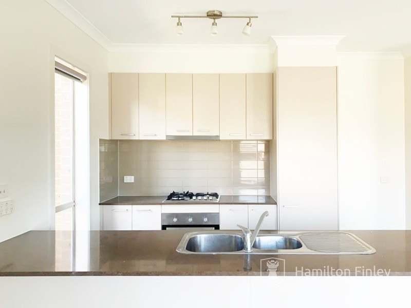 29 Evergreen Crescent, Craigieburn VIC 3064