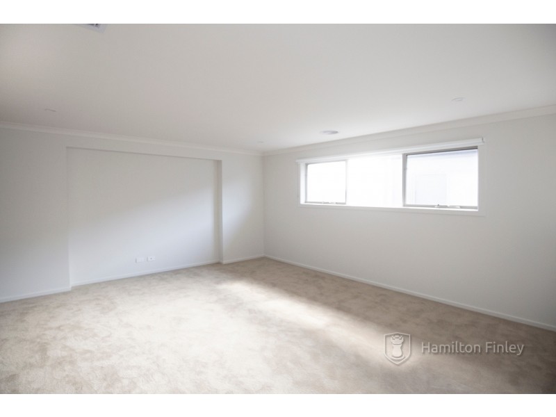 13 Oakridge Street, Point Cook VIC 3030