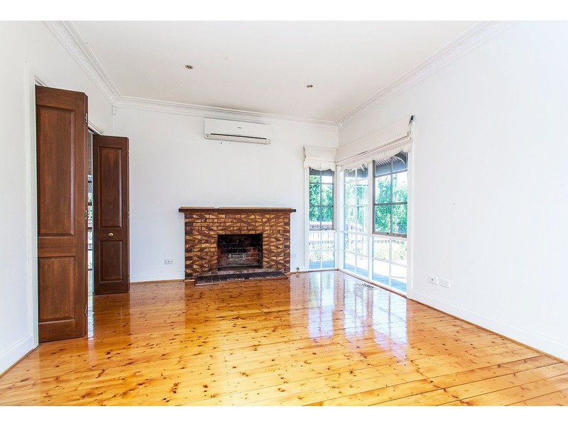 10 Elm Street, Blackburn VIC 3130