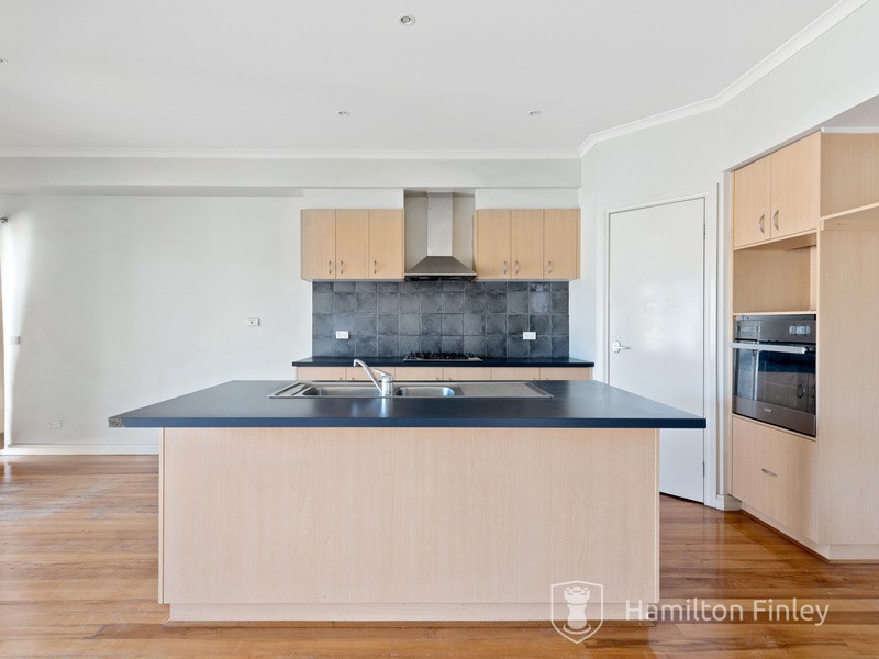 45 Herriotts Boulevard, Glen Waverley VIC 3150